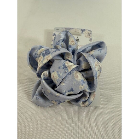 LoveShackFancy X Goody Blue Large Satin Flower Elastic 1pc - Picture 2 of 3